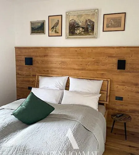 Alpenhoamat Апартаменти *